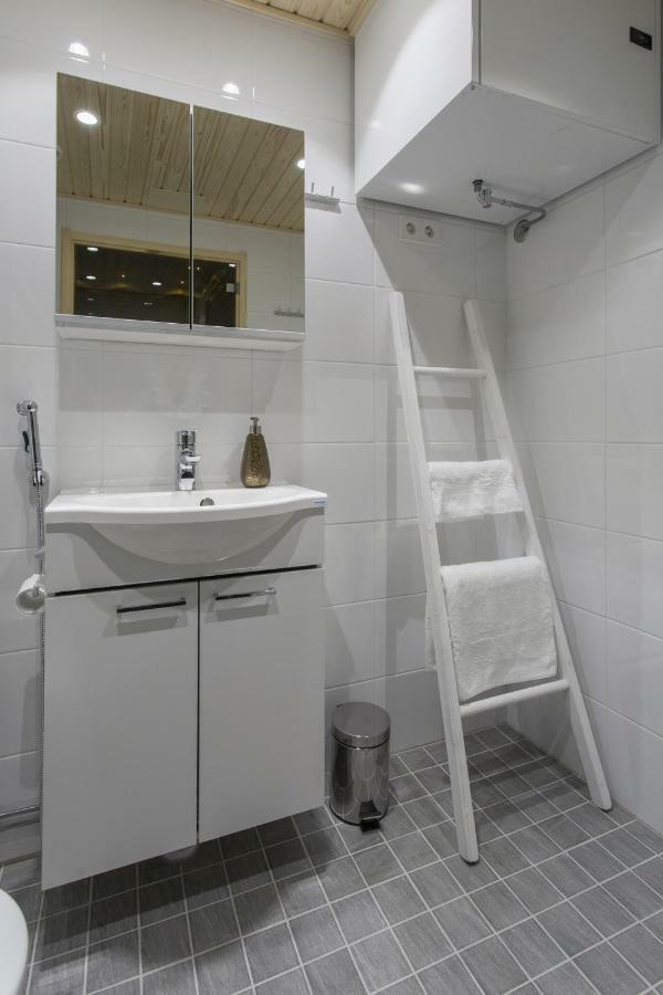 Vasko Luxurious Suites, Nilo Рованиеми Екстериор снимка